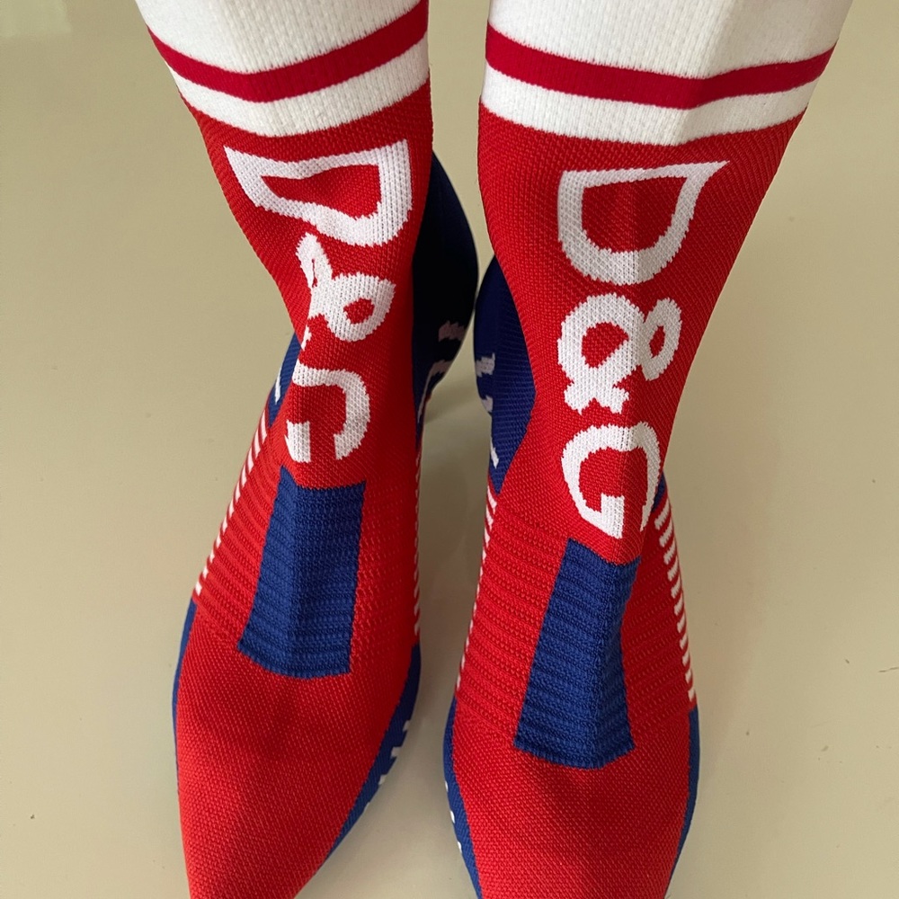 Authentic dolce & gabbana shoes ..